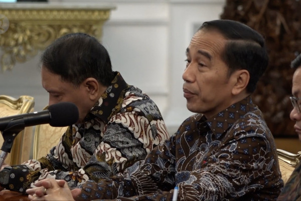 Presiden Jokowi terima kunjungan Iwan Bule